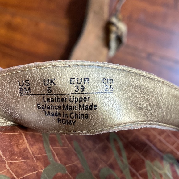 Sam Edelman calf hair leopard print wedge sandals - Picture 7 of 10